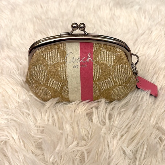 Coach Brown Shoulder Bag with Adjustable Strap & Logo Design & FREE Change Purse - Picture 8 of 11